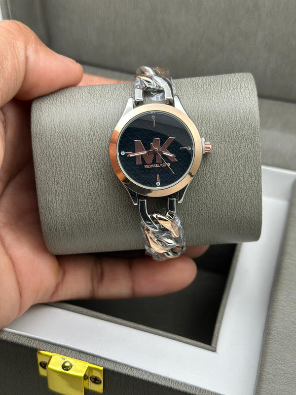 Fiora Alure Classic Women's Subdial Watch