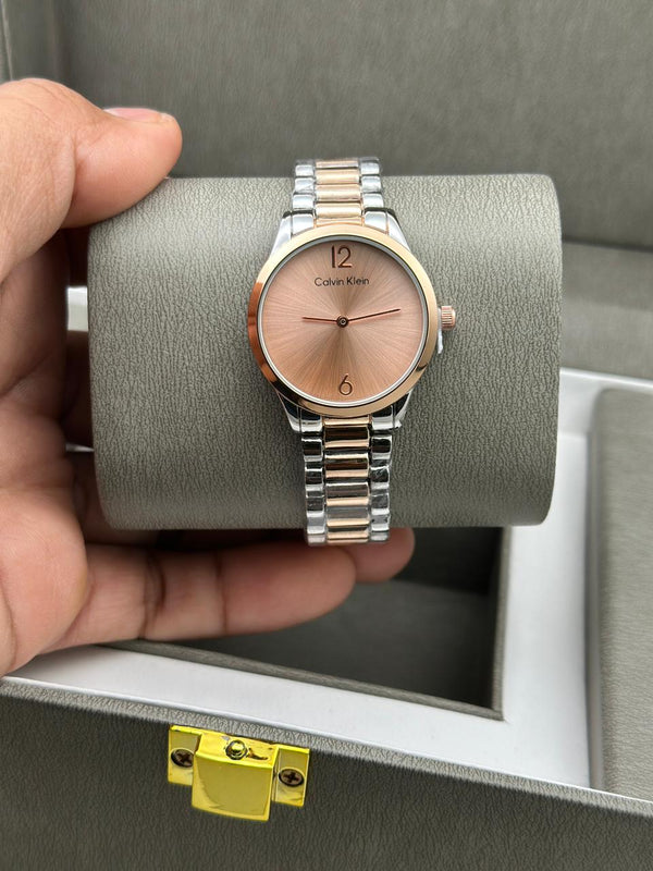 Fiora Alure Classic Women's Subdial Watch