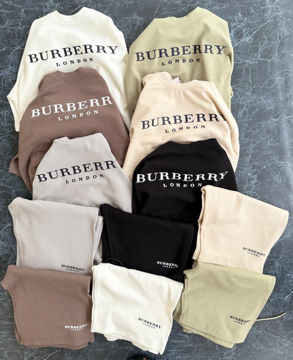 Burberry London Premium Cord-Set – Luxury in Every Thread